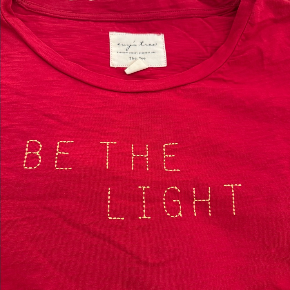 Red Evy’s Tree 'Be The Light' Tee, 2X